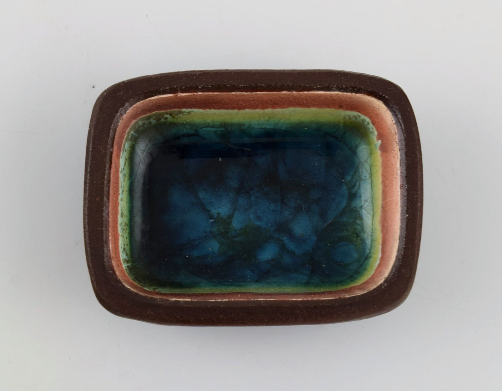 Knut Paul. Seven small bowls in glazed stoneware. Beautiful polychrome glaze. Mid-20th century. - 7