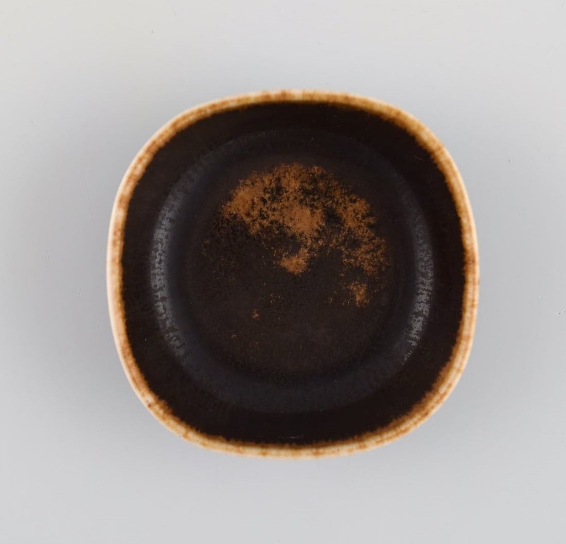 Eva Stæhr-Nielsen for Saxbo. Miniature bowl in glazed stoneware. Beautiful glaze in brown - 2