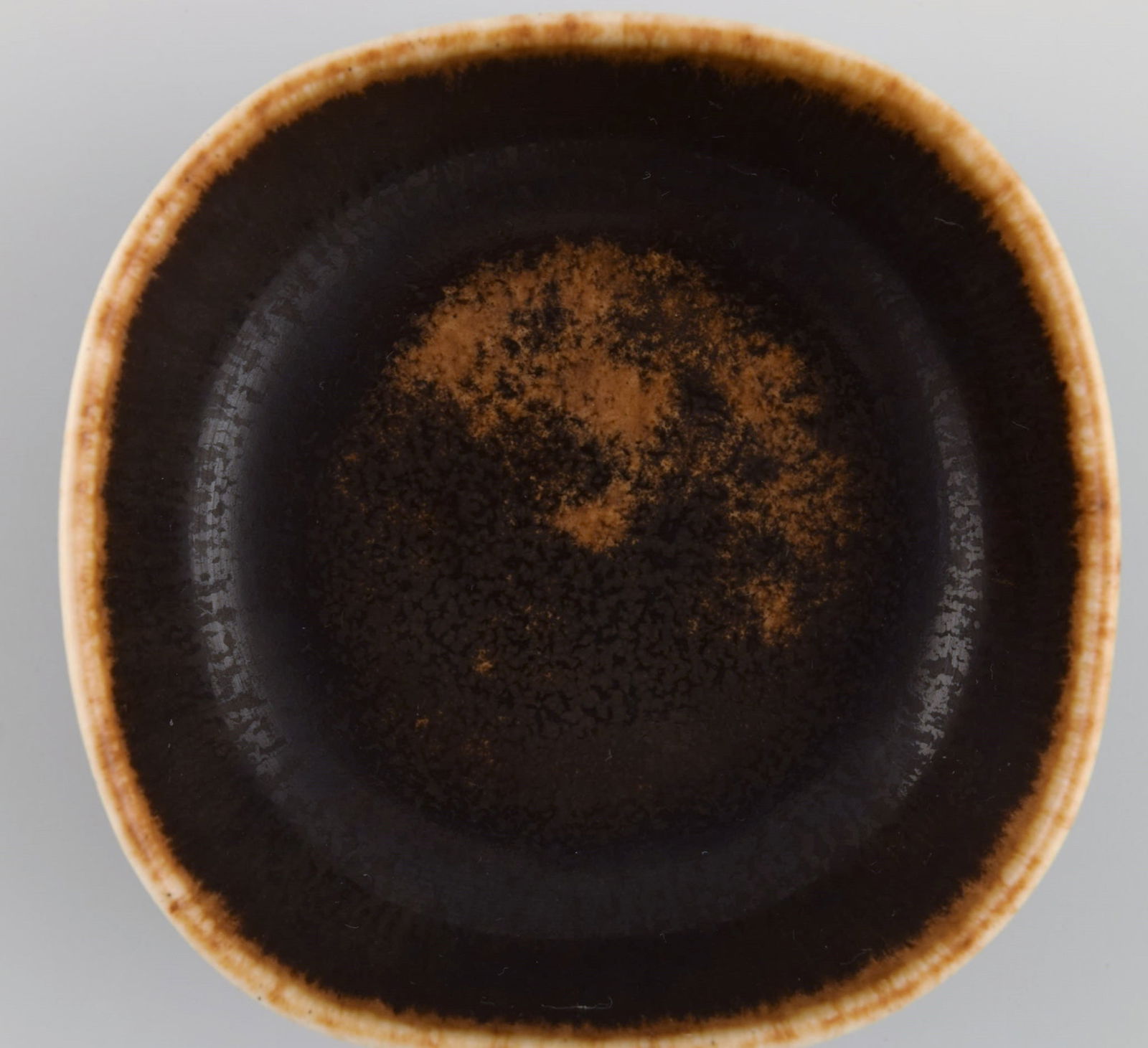 Eva Stæhr-Nielsen for Saxbo. Miniature bowl in glazed stoneware. Beautiful glaze in brown - 3