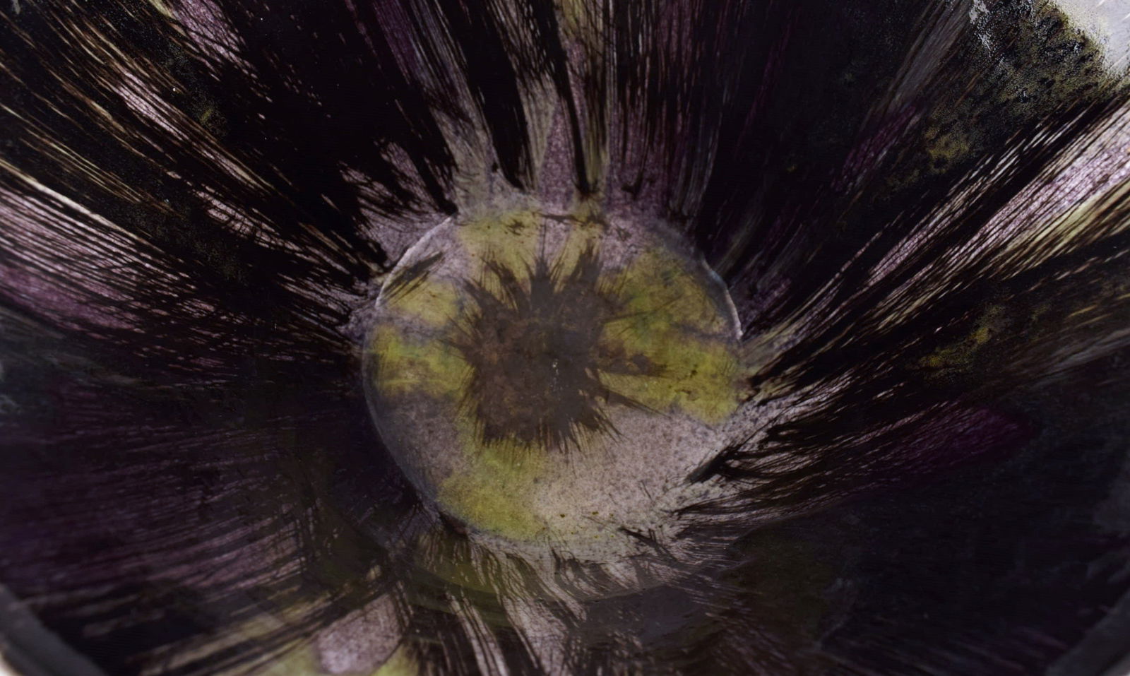 Mari Simmulson (1911-2000) for Upsala-Ekeby. Large bowl in hand-painted glazed stoneware. Mid-20th - 8