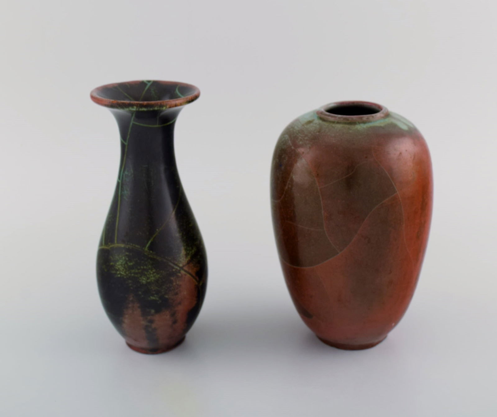 Paul Dressler for Grotenburg, Germany. Two vases in glazed stoneware. Beautiful crackle glaze in - 2