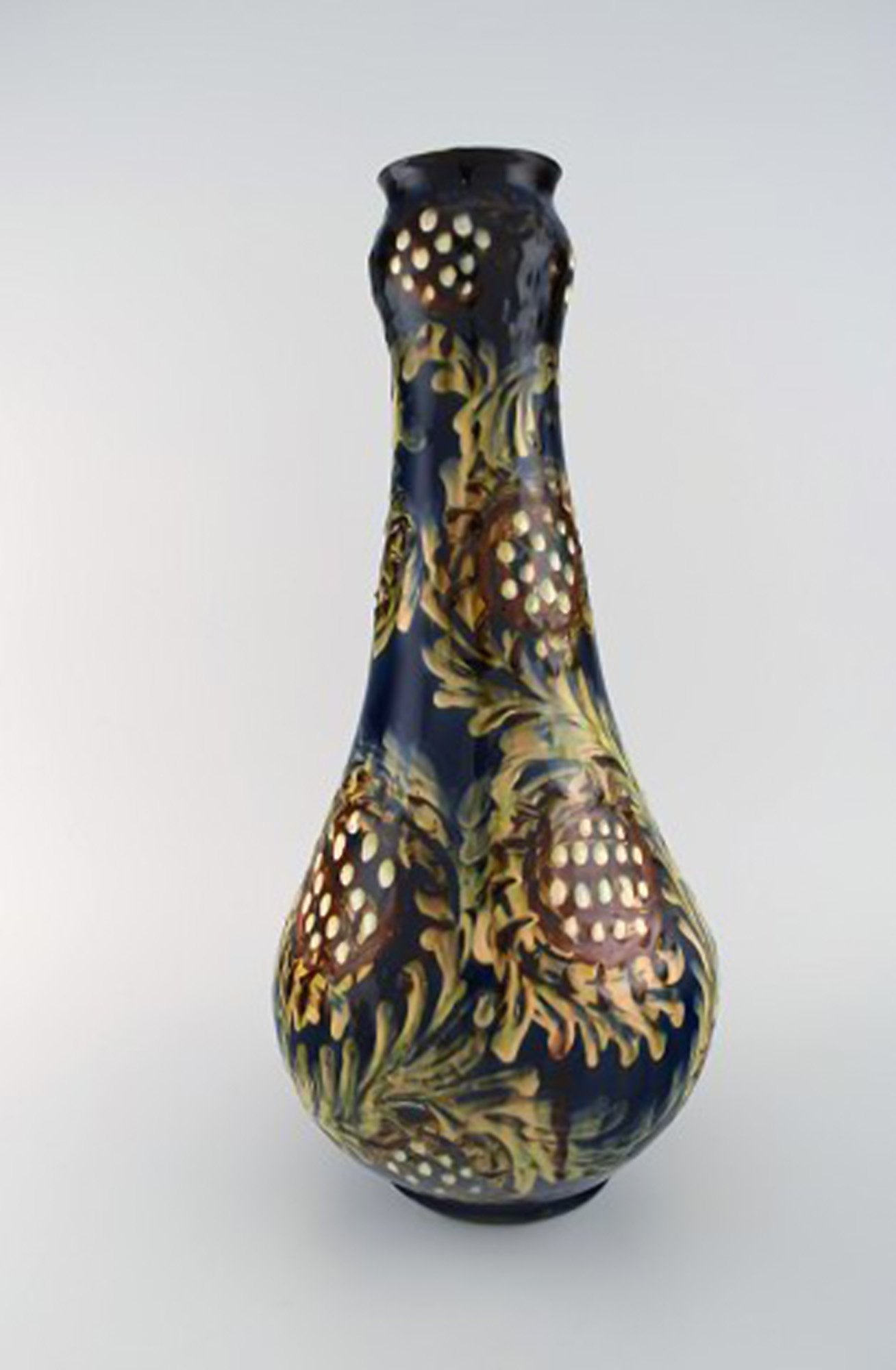 Kähler, HAK. Large vase in glazed stoneware. Flowers on blue background. 1930 / 40s. - 3