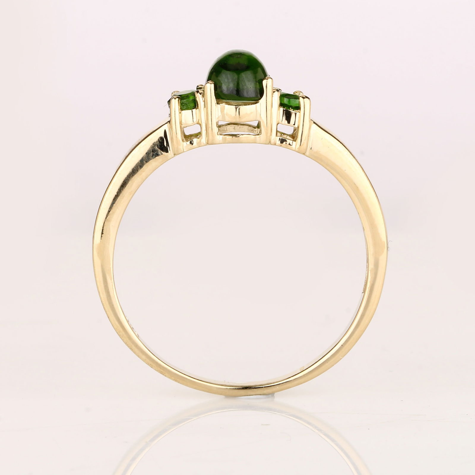 Ring: Chrome-Diopside CAB Oval 7x5mm - 2