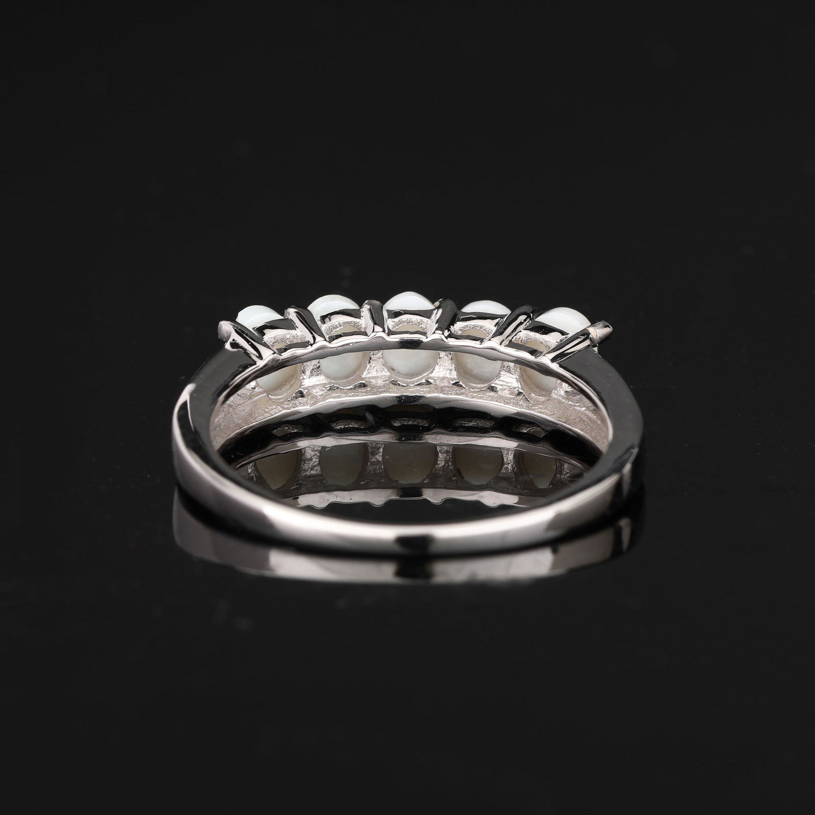 Ring: Opal CAB Oval 5x4mm - 4