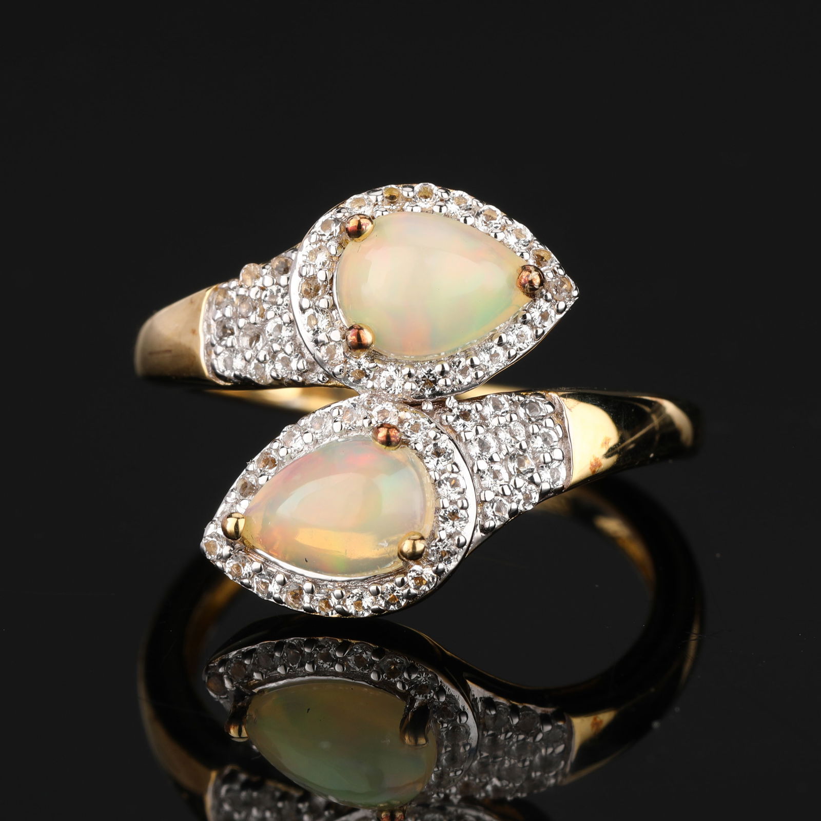 Ring: Ethiopian Opal CAB Pears 7x5mm - 3