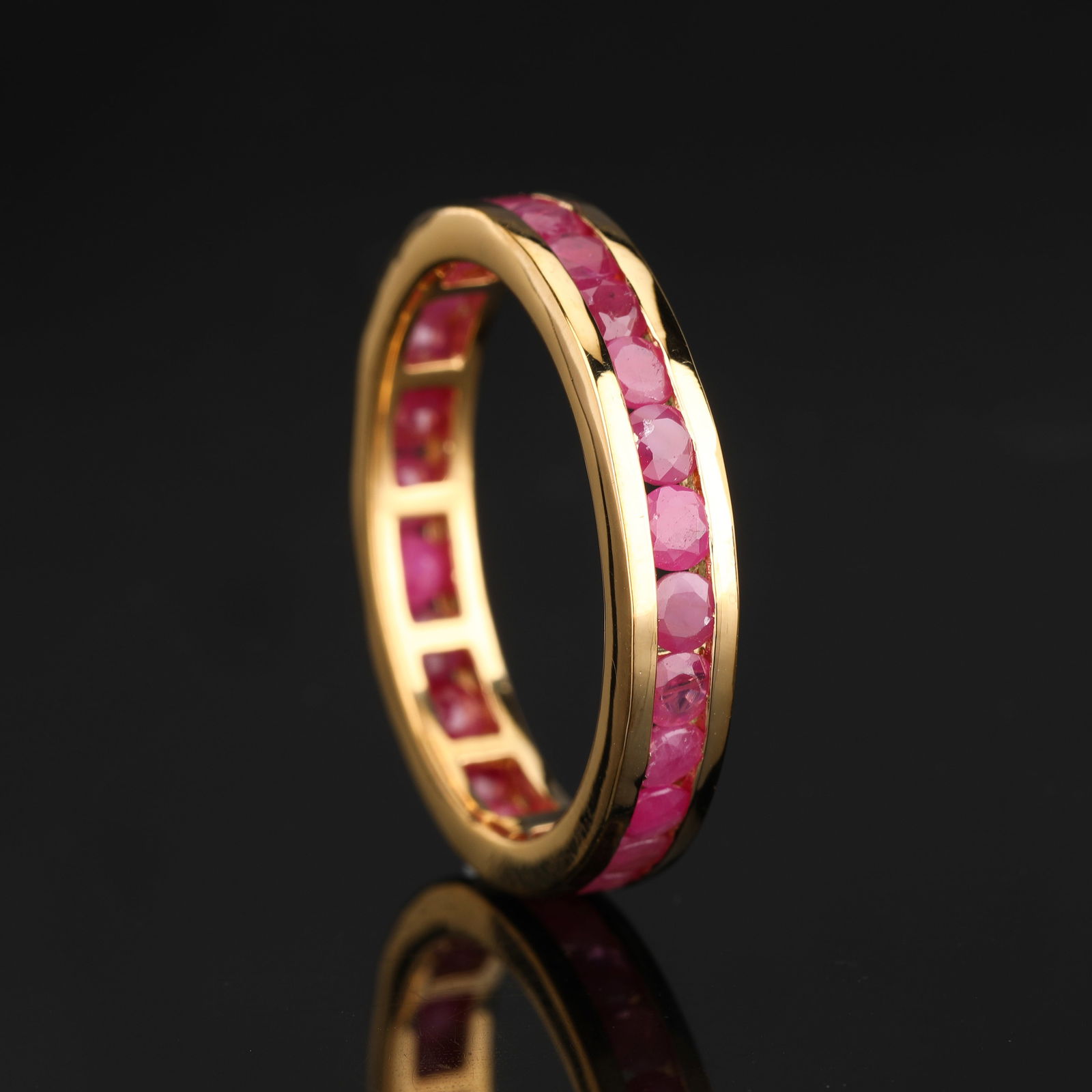 Ring: Bkk Ruby Round 3.00mm - 4