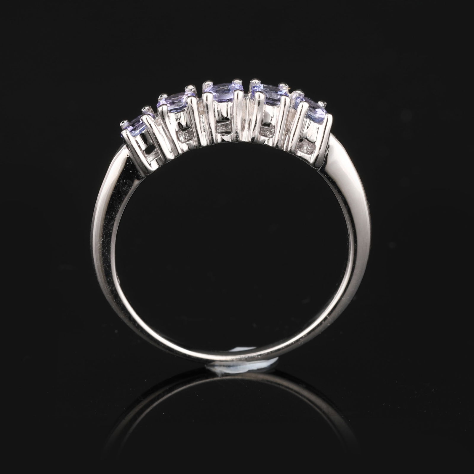 Ring: Tanzanite Round 2.50mm - 5