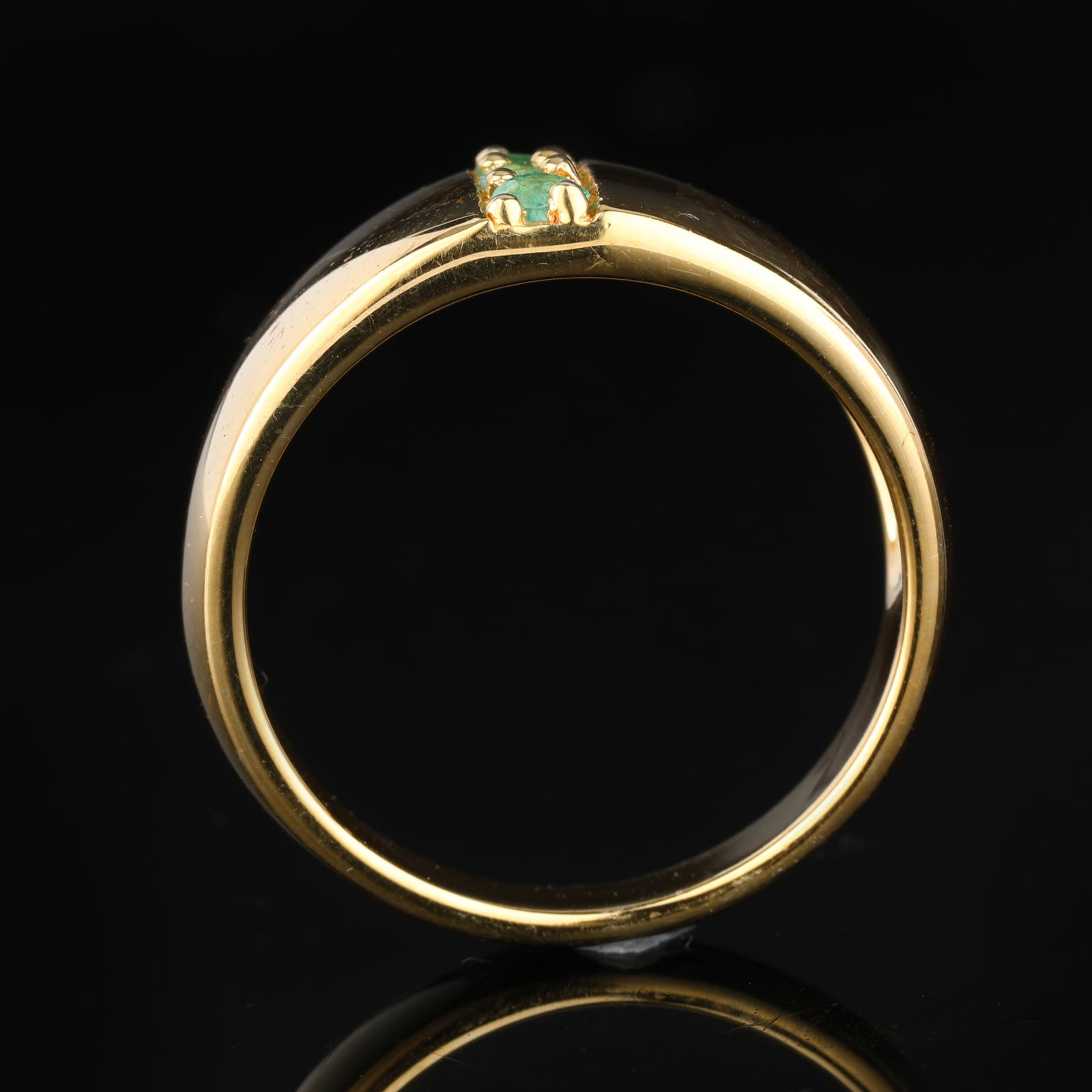 Ring: Sakota Emerald Round 3.00mm - 3