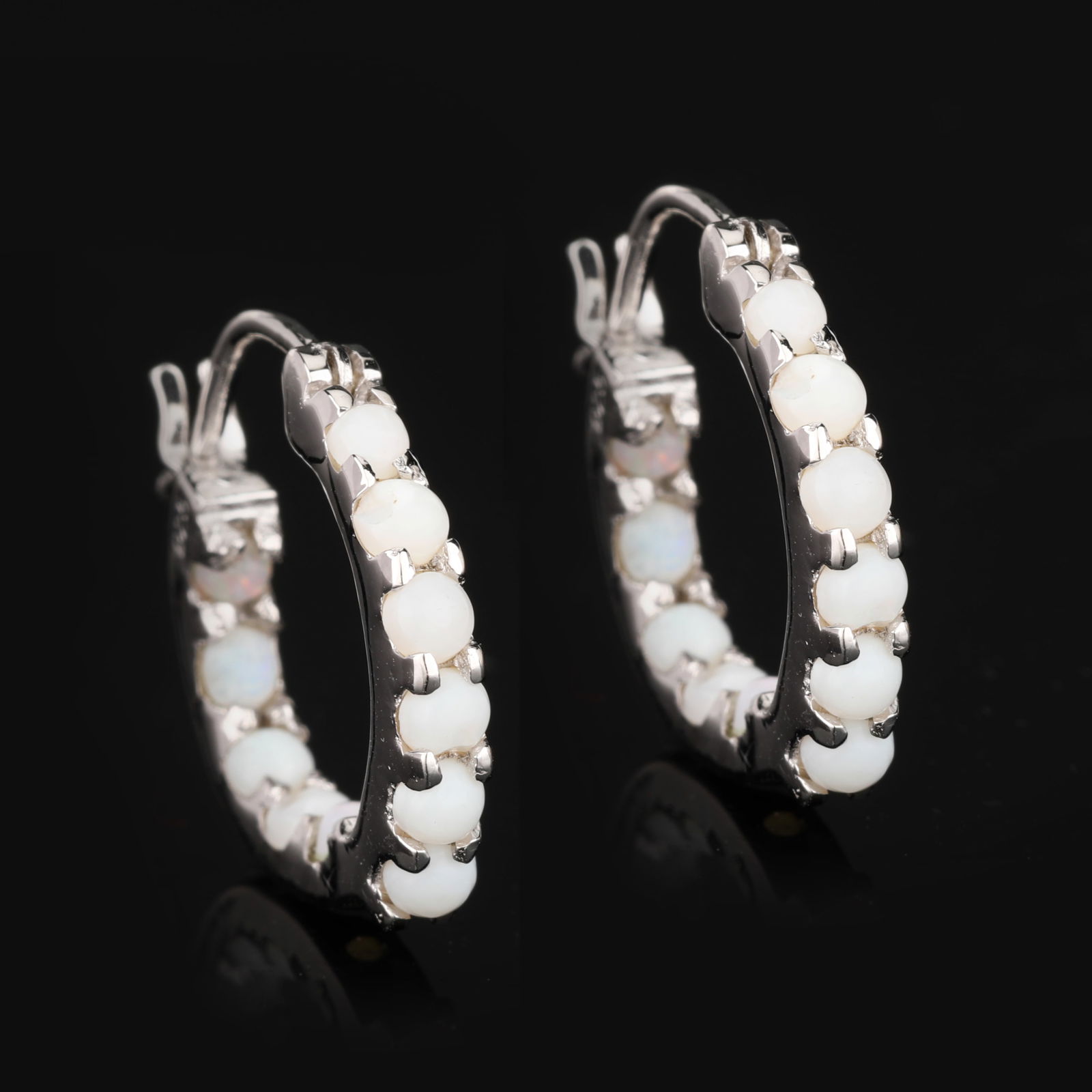 Earrings: Opal CAB Round 2.50mm - 2