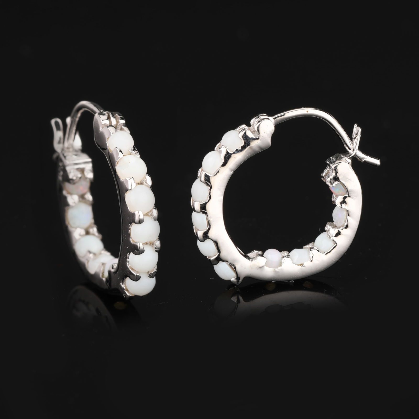 Earrings: Opal CAB Round 2.50mm - 3