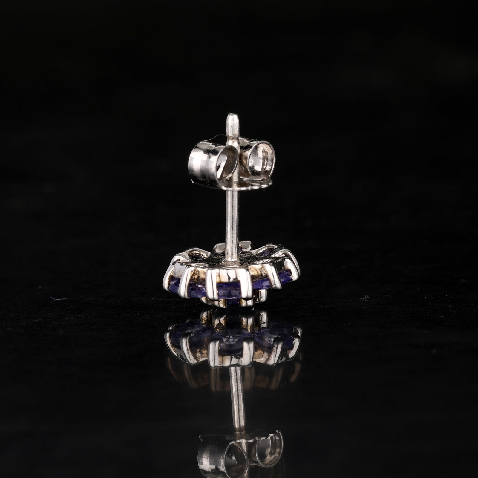 Earrings: Tanzanite (AA) Round 3.00mm: No Reserve! Title: Earrings: Tanzanite (AA) Round 3.00mm Description: Tanzanite (AA) Round 3.00mm - 14Pcs Date/Period: After 2000 Materials: 925 Silver W/Rhodium Gross Weight: 2.4 Gem Weight: 1.4 Dia