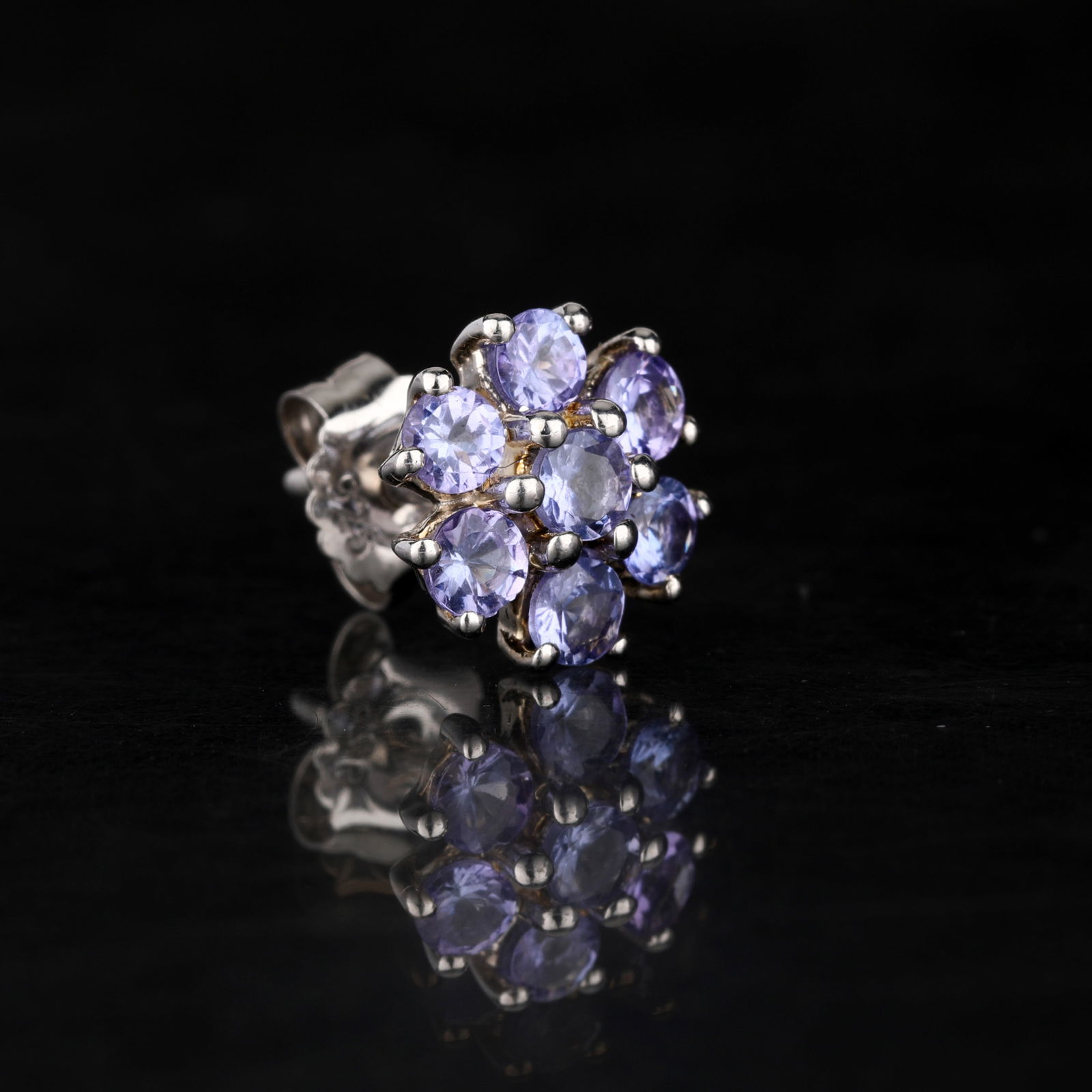 Earrings: Tanzanite (AA) Round 3.00mm - 3