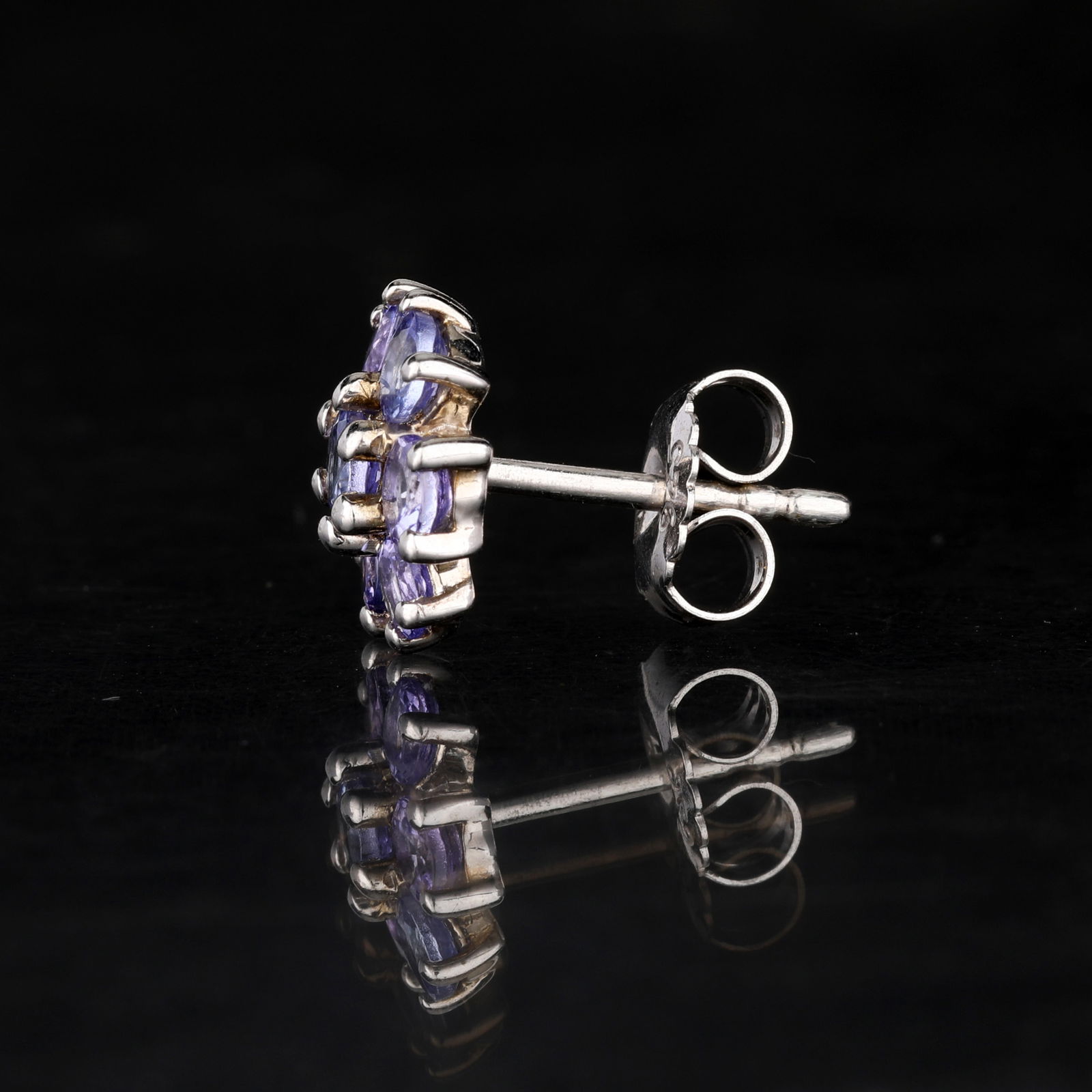 Earrings: Tanzanite (AA) Round 3.00mm - 4