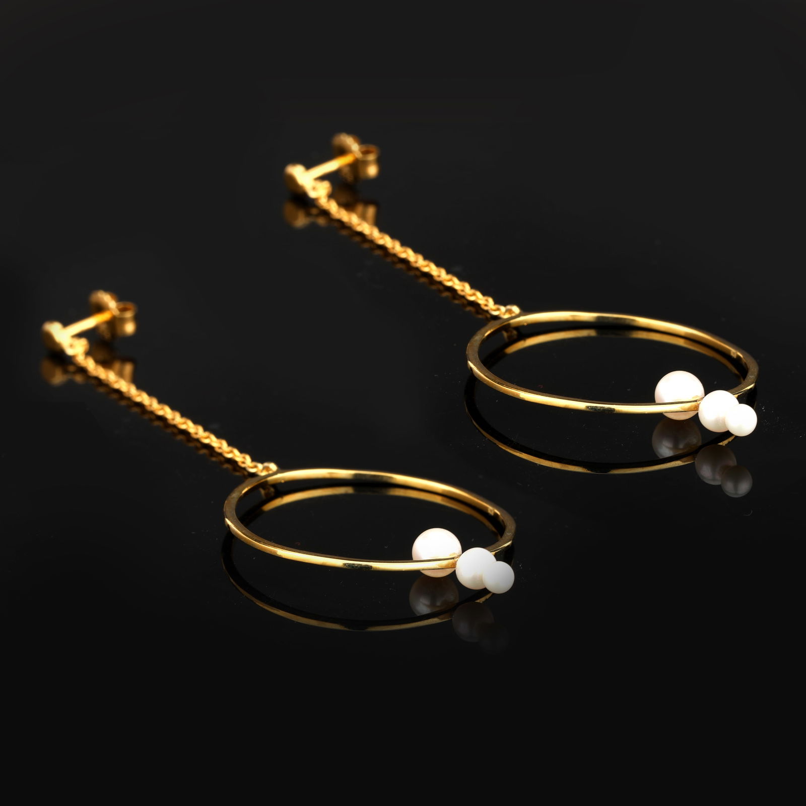 Earrings: Fresh Water Pearl (Half Drill 0.70mm ) Round 5.00mm: No Reserve! Title: Earrings: Fresh Water Pearl (Half Drill 0.70mm ) Round 5.00mm Description: Fresh Water Pearl (Half Drill 0.70mm ) Round 5.00mm - 1Pc + Fresh Water Pearl (Full Drill 0.70mm) Round