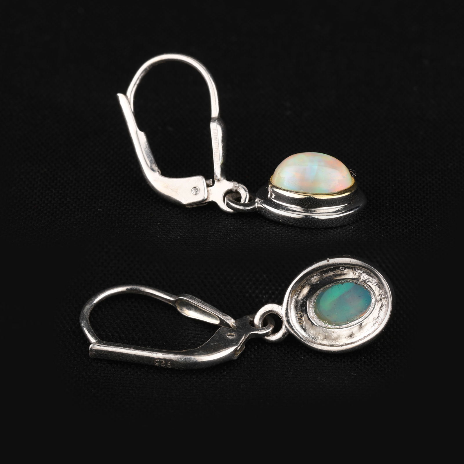 Earrings: Ethiopian Opal CAB Oval 7x5mm - 2