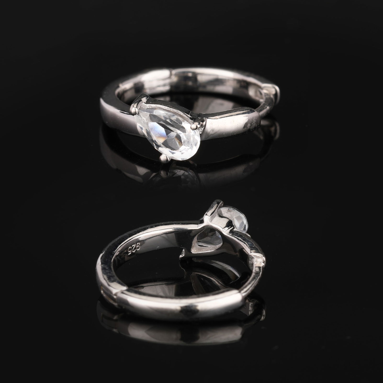 Earrings: White Topaz Pears 5x3mm - 4