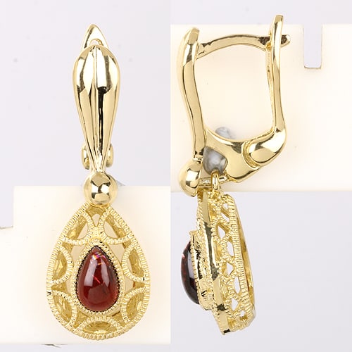 Earrings: Hydrabadi Garnet CAB Pears 8x5mm (1 of 1)