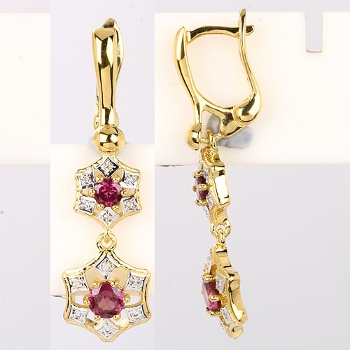 Earrings: Rhodolite Round 3.50mm: No Reserve! Title: Earrings: Rhodolite Round 3.50mm Description: Rhodolite Round 3.50mm - 2Pcs + Rhodolite Round 4.50mm - 2Pcs + White Topaz Round 1.20mm - 12Pcs + White Topaz Round 0.80mm - 12Pcs