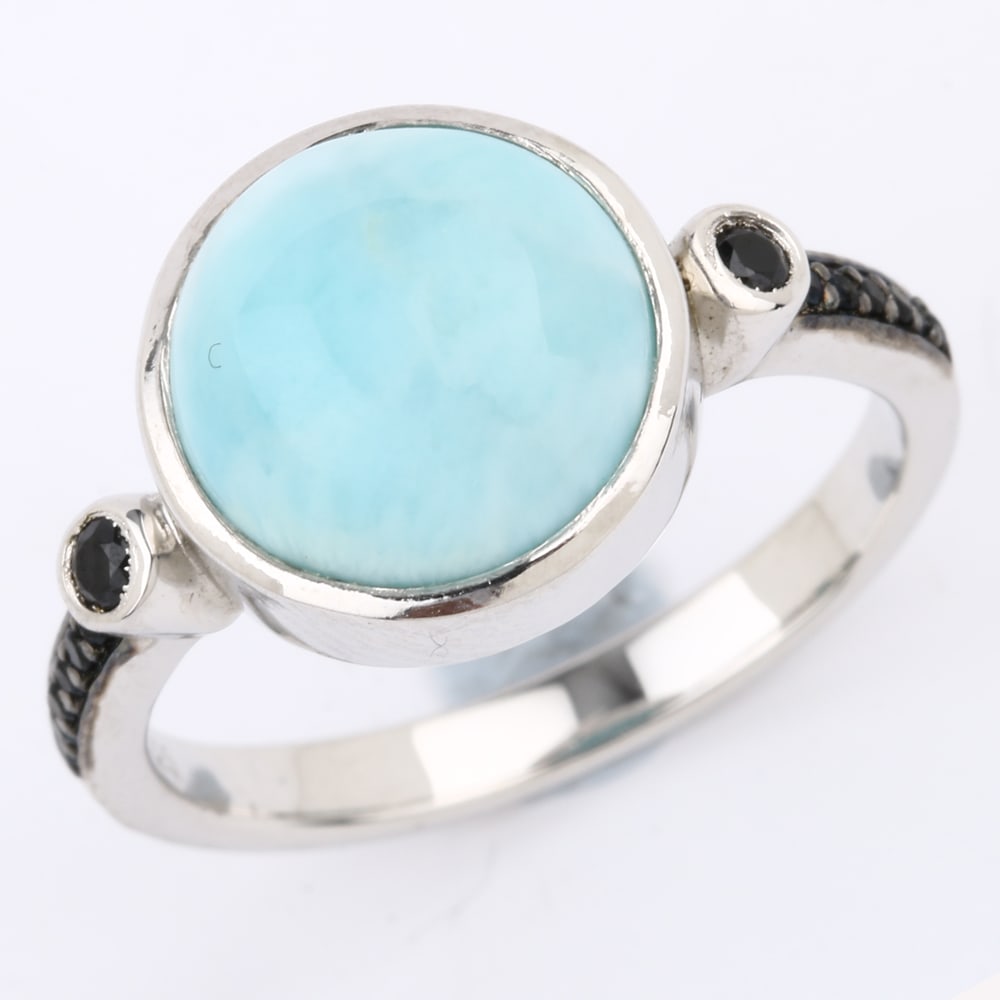 Ring: Larimar CAB Round 10.00mm: No Reserve! Title: Ring: Larimar CAB Round 10.00mm Description: Larimar CAB Round 10.00mm - 1Pcs + Black Spinel Round 2.00mm - 2Pcs + Black Spinel Round 1.00mm - 12Pcs Date/Period: After 2000
