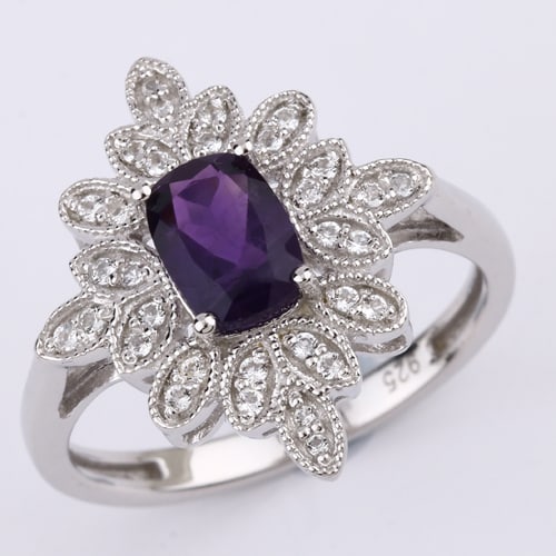 Ring: African Amethyst Cushion 7x5mm: No Reserve! Title: Ring: African Amethyst Cushion 7x5mm Description: African Amethyst Cushion 7x5mm - 1Pcs + White Topaz Round 1.00mm - 28Pcs + White Topaz Round 0.80mm - 4Pcs Date/Period: After 2000