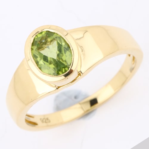 Ring: Peridot Oval 8x6mm (1 of 1)