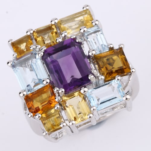 Ring: African Amethyst Octagon 9x7mm: No Reserve! Title: Ring: African Amethyst Octagon 9x7mm Description: African Amethyst Octagon 9x7mm - 1Pcs + Blue Topaz Octagon 7x5mm - 1Pcs + Blue Topaz Octagon 6x4mm - 1Pcs + Blue Topaz Octagon