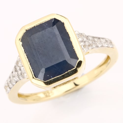Ring: Indian Blue Sapphire Octagon 10x8mm (1 of 1)