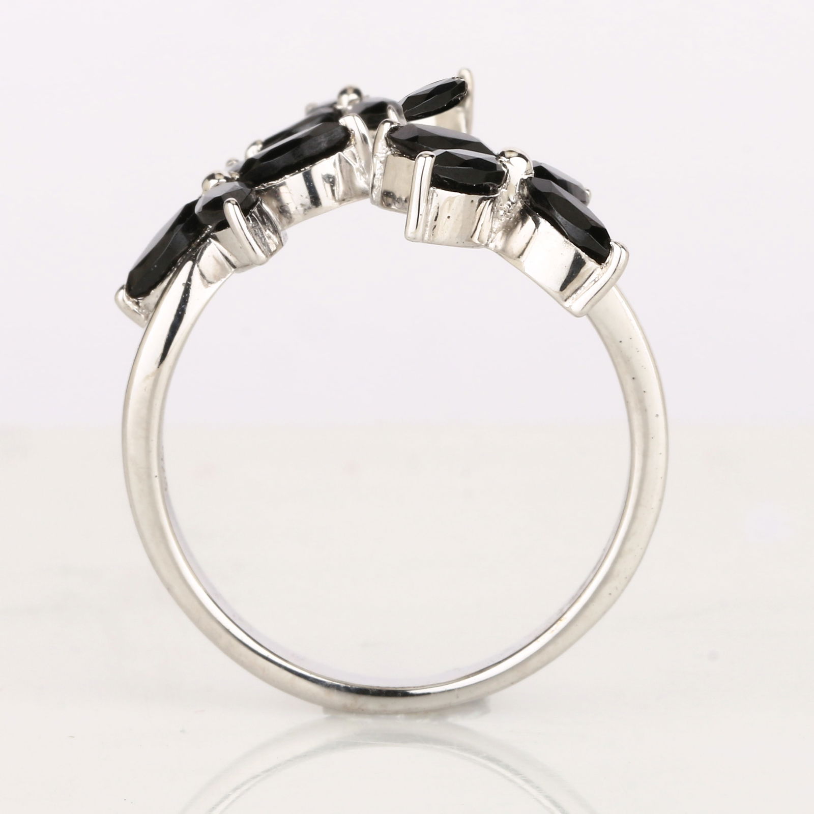 Ring: Black Spinel Marquise 5x2.50mm - 5