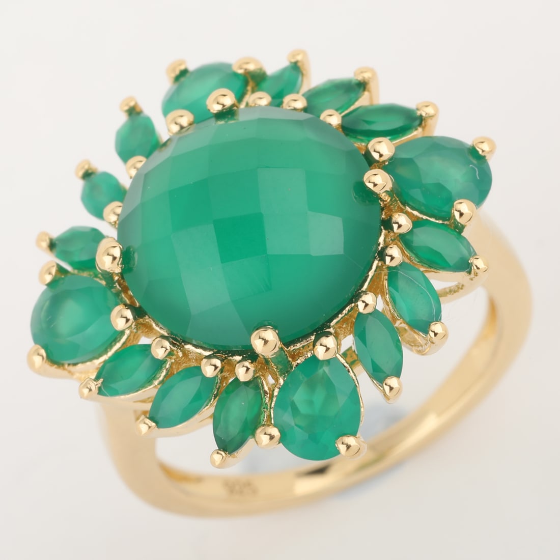 Ring: Green Onyx Briolite Round 12.00mm: No Reserve! Title: Ring: Green Onyx Briolite Round 12.00mm Description: Green Onyx Briolite Round 12.00mm - 1Pcs + Green Onyx Pears 5x4mm - 4Pcs + Green Onyx Marquise 4x2mm - 12Pcs Date/Period: After