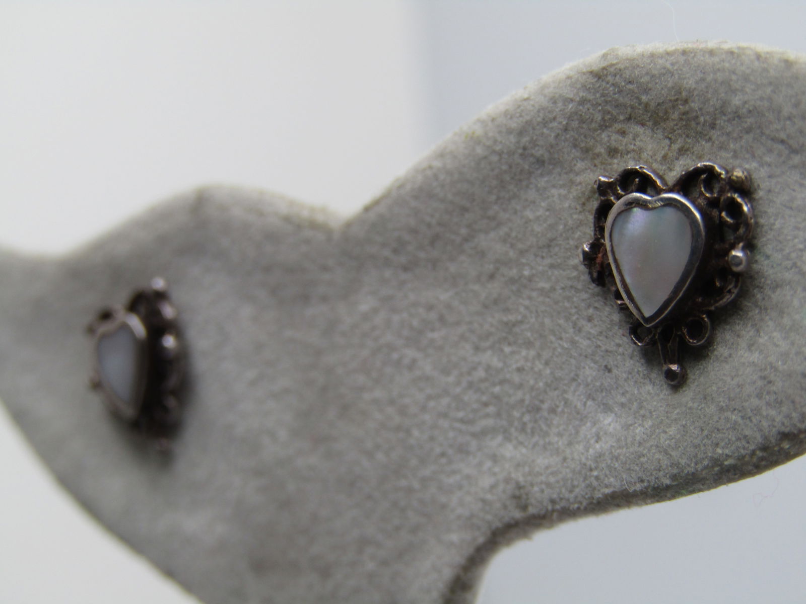 Vintage Sterling Inlaid MOP Heart Earrings, Pierced, 1970's-1980's, Signed MA - 3