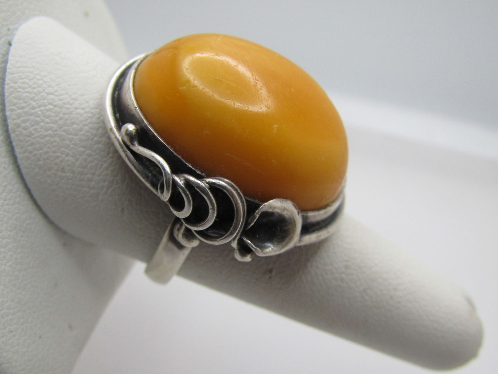 Vintage Sterling Yellow Stone Ring, Sz. 9, Unisex, Southwestern/Boho, 1970's-1980's - 3