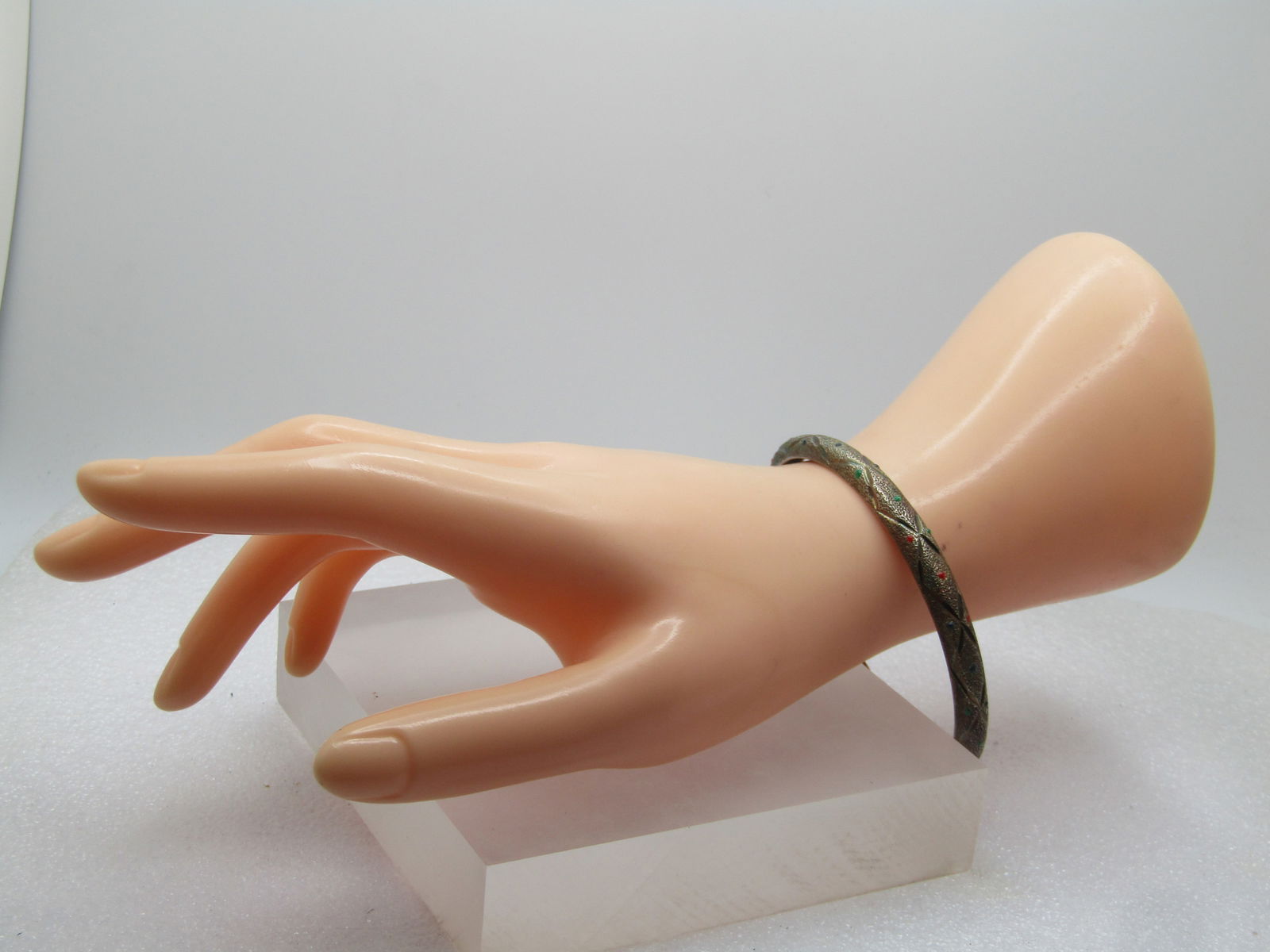 Vintage Avon Sterling Locking Bangle Bracelet. 7.5", Signed - 6