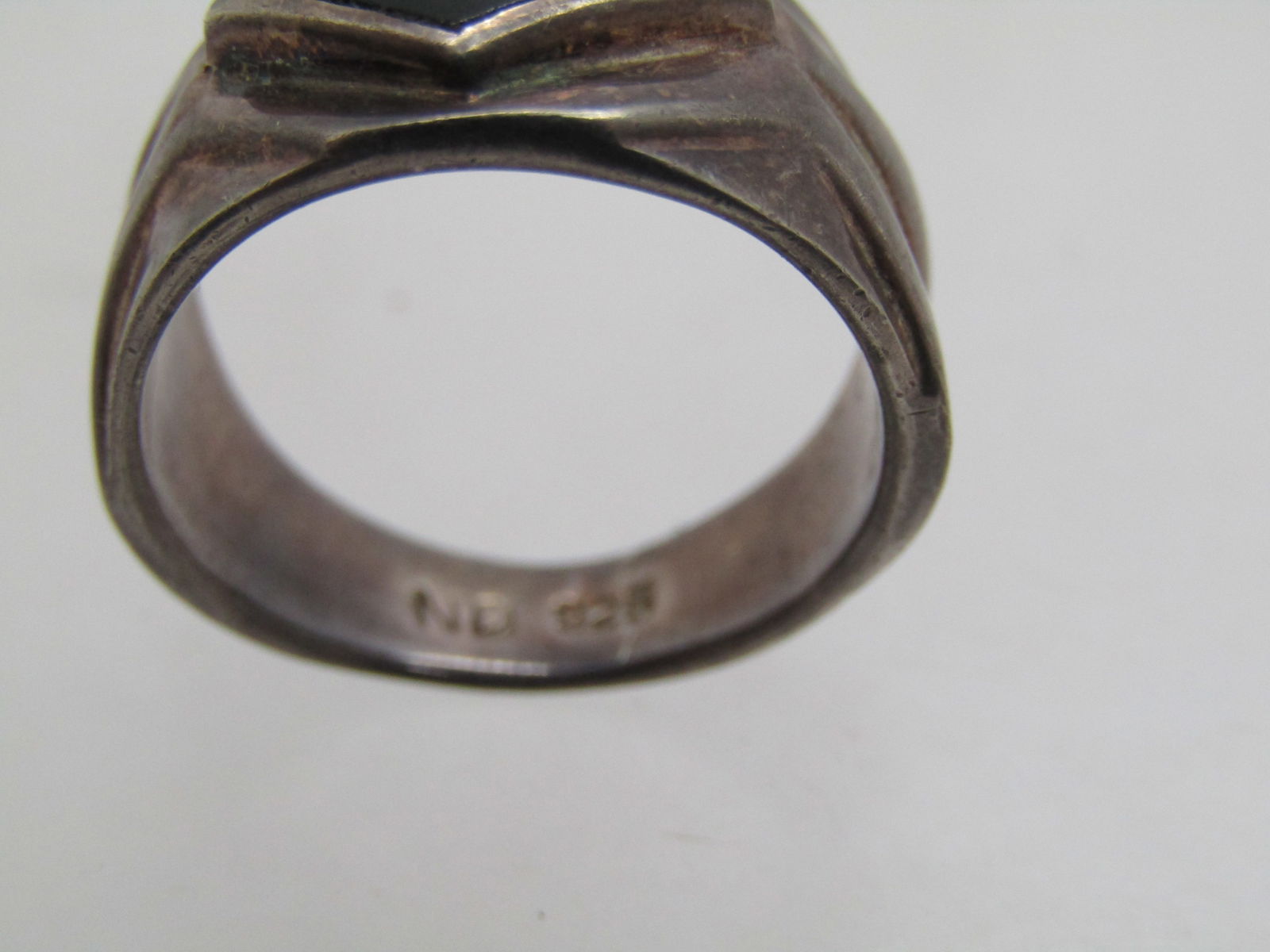 Vintage Sterling Onyx Wide Band Ring, Sz. 8.5. Unisex, 1970's-1980's - 6