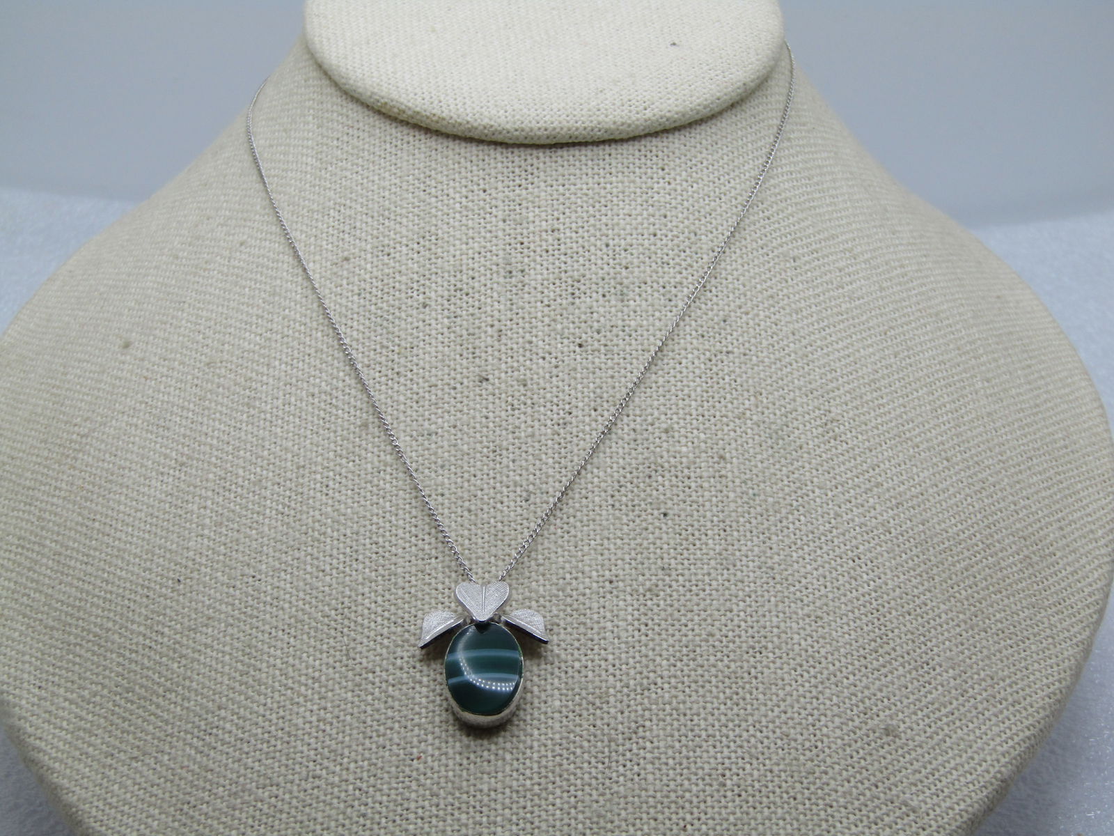 Vintage 14kt & Sterling Leaf Necklace, Banded Stone, 1960's-1970's, Signed VanDell, 14.5": Vintage 14kt & Sterling Leaf Necklace, Banded Stone, 1960's-1970's, Signed VanDell, 14.5". Tthe chain is signed with a maker's mark unknown and is marked 14kt - it is white gold and tests as gold with