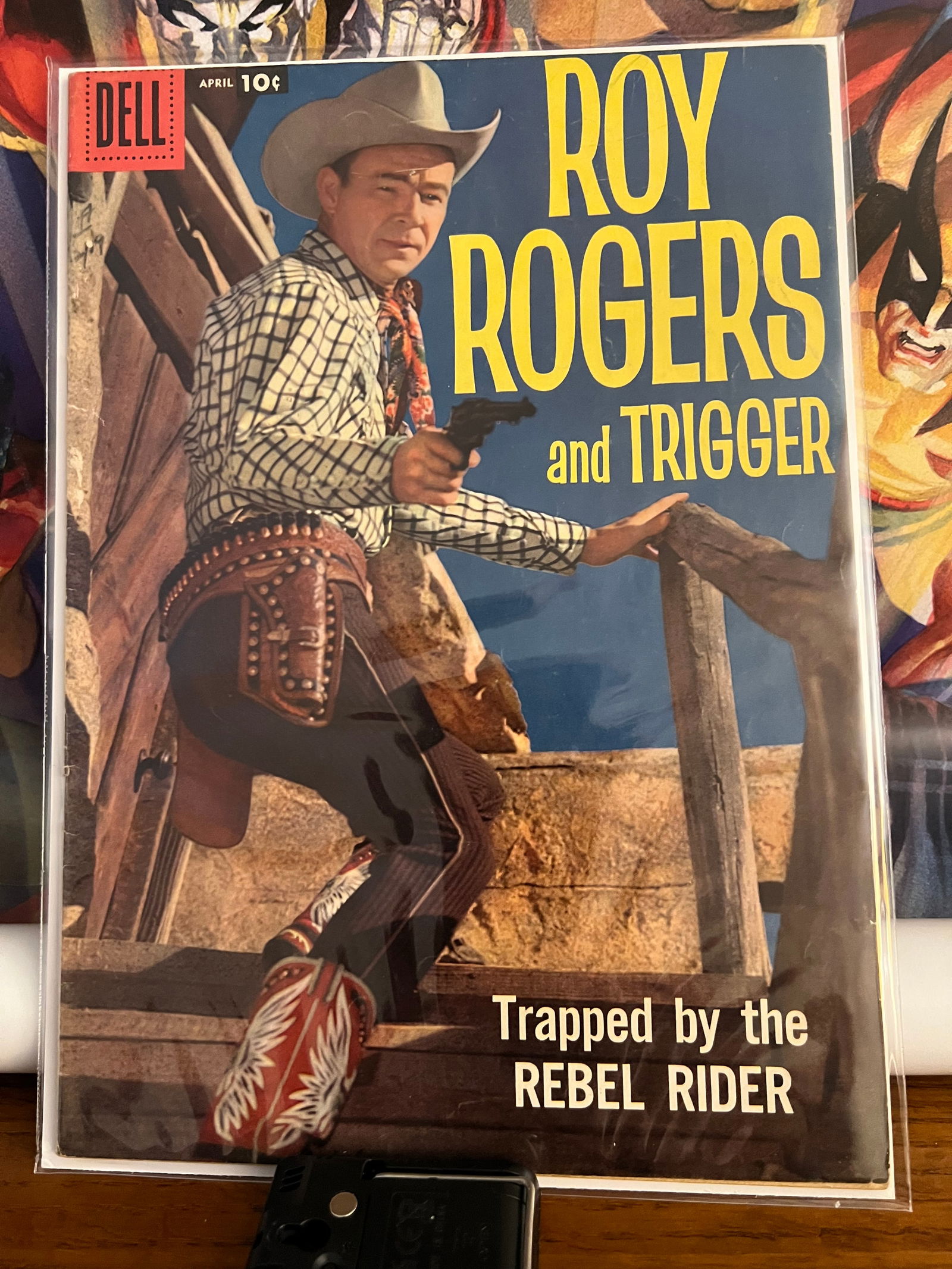 ROY ROGERS&TRIGGER: Title: ROY ROGERS&TRIGGERDate: Vol.1, #124 1958Additional Information: Dell Comics Reserve: $6.00 Shipping:Domestic: Shipping rates are determined by destinationInternational: Foreign shipping