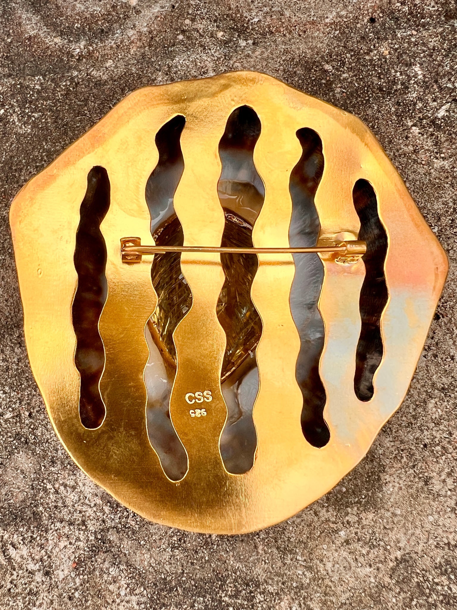 Large African Limpet Brooch with Carved Citrine - 4