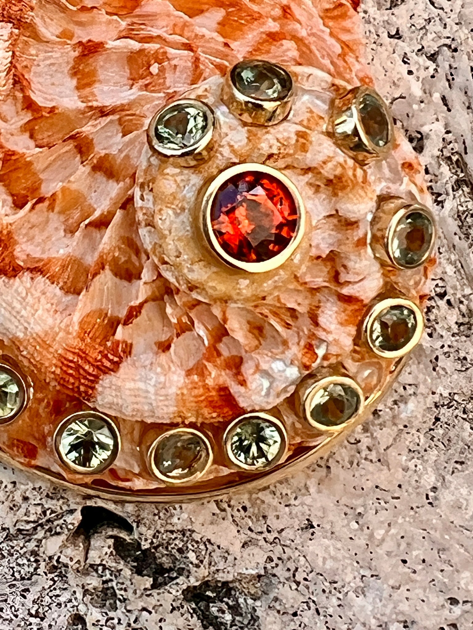 14-karat Gold Abalone Brooch/Pendant with Sapphire - 3