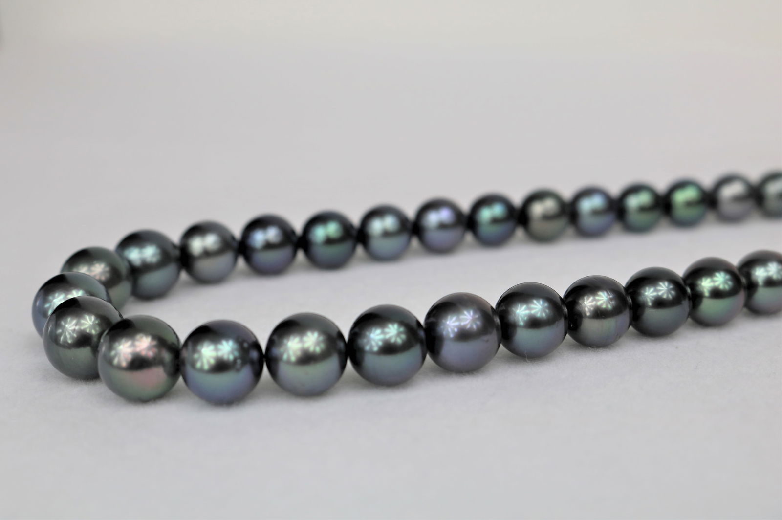 8-10mm Tahitian Dark/Blue Round Necklace with 14k Clasp - 2