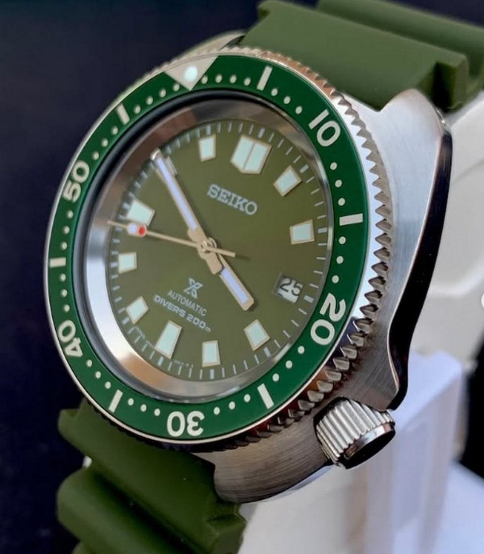 Seiko Sports Automatic Diver's 200m 6R35-00W0 With Date - 5