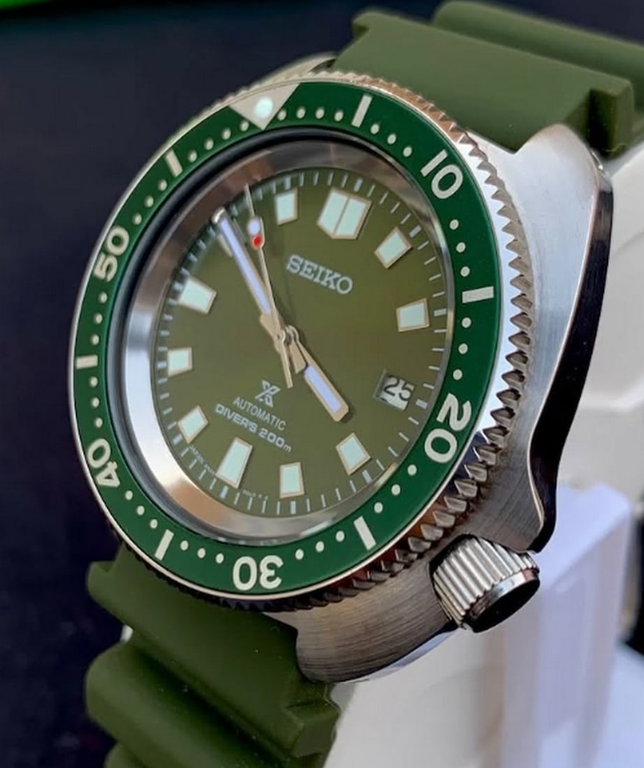 Seiko Sports Automatic Diver's 200m 6R35-00W0 With Date - 6