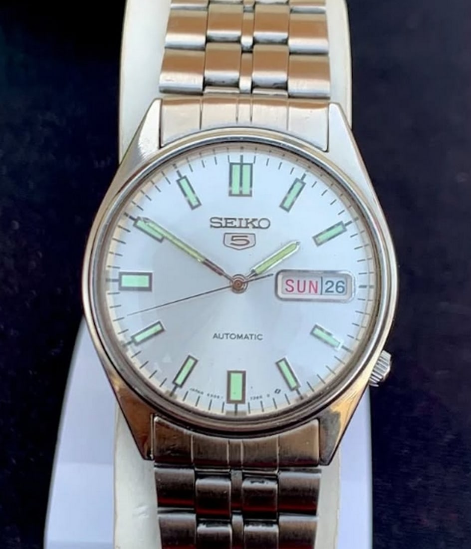 Vintage Seiko Automatic 6309-7310 With Day / Date (1 of 7)