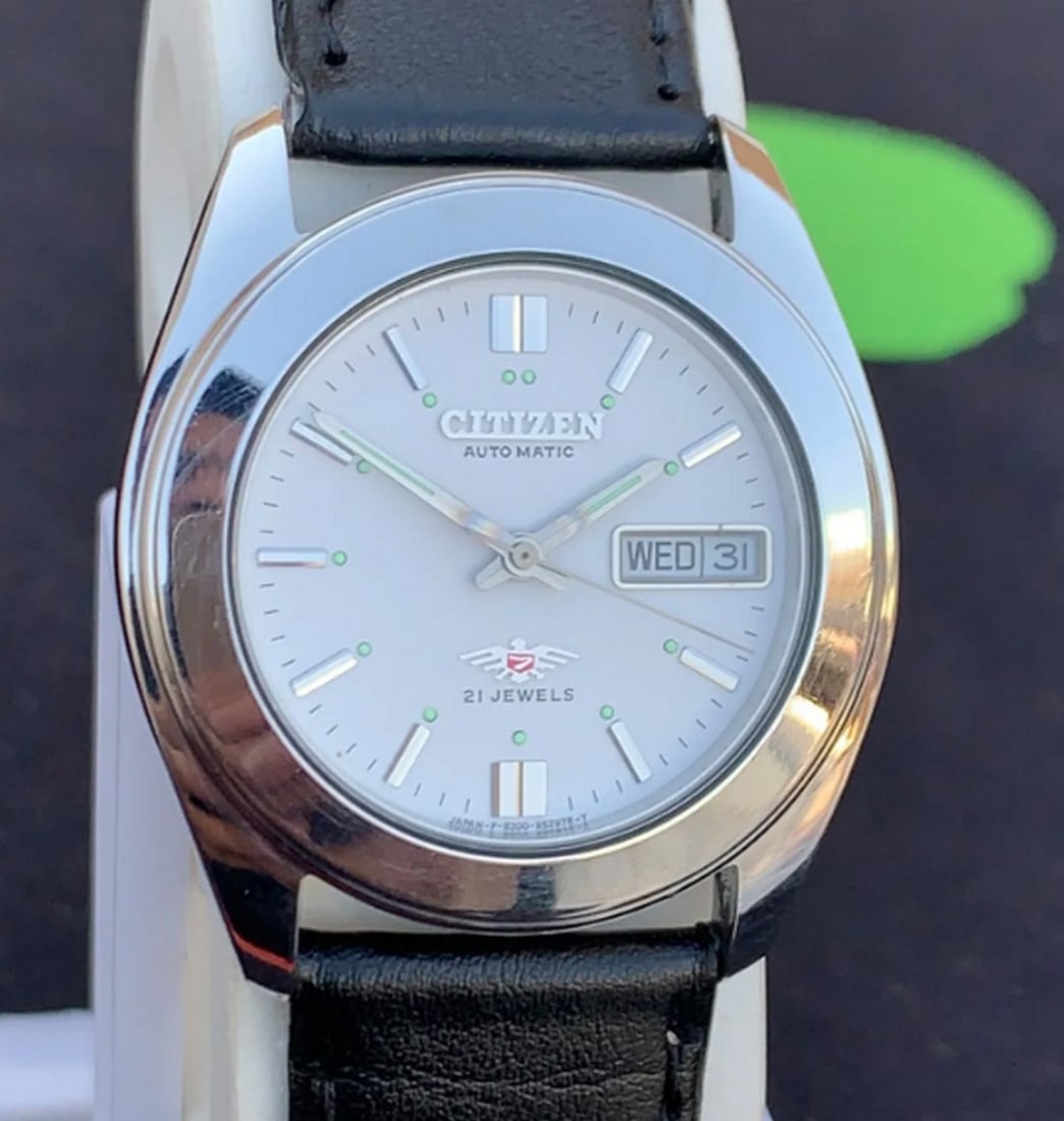 Vintage Citizen 21 Jewals Automatic Watch GN-4-S With Day / Date: Ships from a small business in Pakistan Band material: Stainless steel Materials: Stainless steel Power: Mechanical Readout: Analog Can be personalized Reserve: $500.00 Shipping:Domestic: