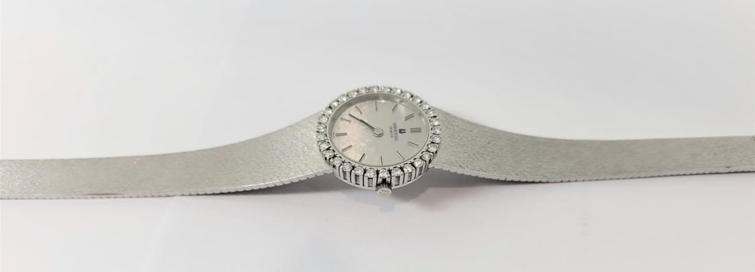 Vintage 18k White UNIVERSAL GENEVE Winding Ladies Watch 1 ct Diamond Bezel F/VS1 - 6