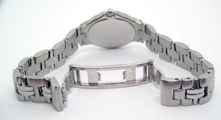 S/Steel MOVADO OLYMPIAN Ladies Quartz watch 84.A1.827.2 * EXLNT Condition - 9