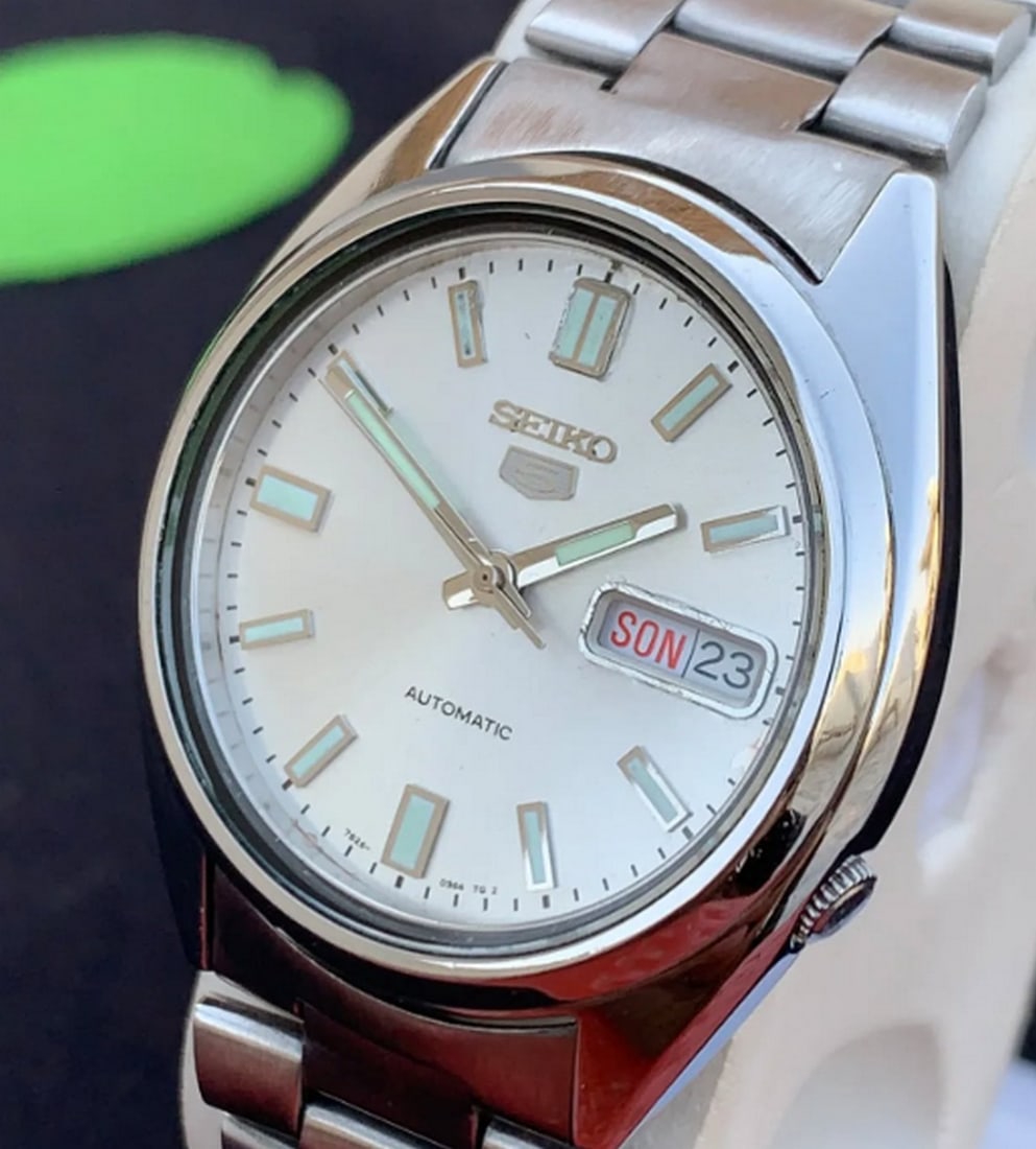 Vintage Seiko Automatic 7S26-0480 With Day / Date - 5