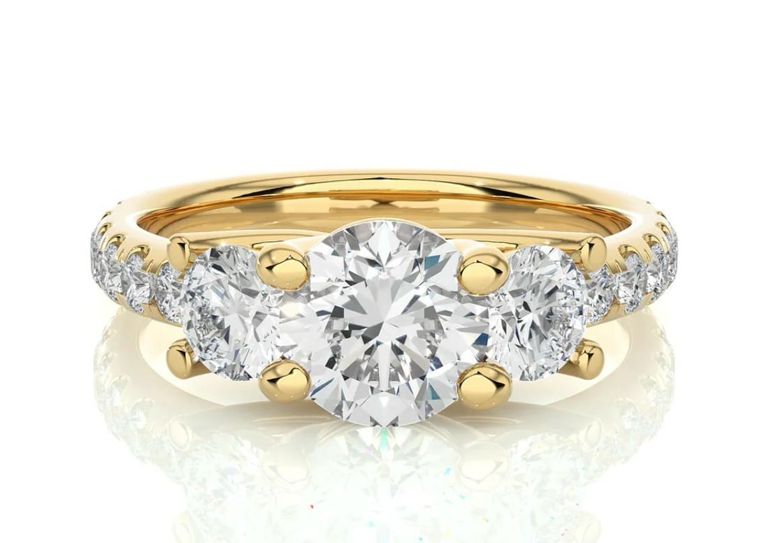 Lab-grown diamond 3.00 CT Round Pavé Band Diamond Ring (1 of 3)