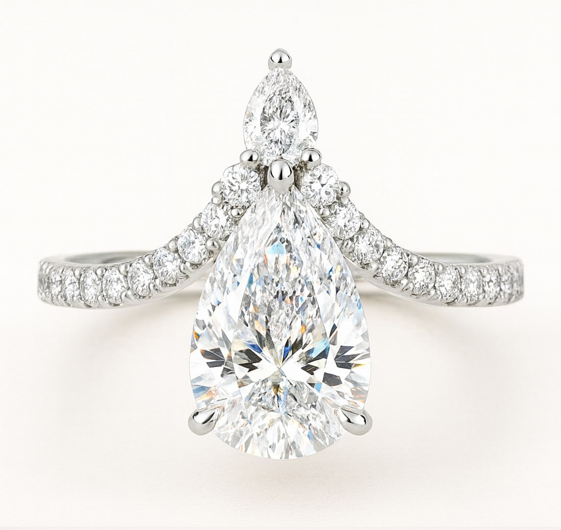 Lab-grown diamond 7.00 CT Radiant-Cut Diamond Split-Shank Ring in 14K White Gold (1 of 4)