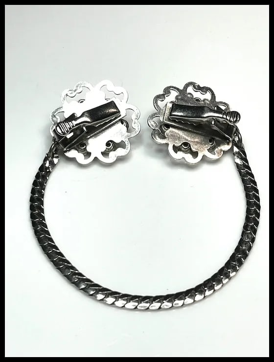 Vintage Rhinestone Statement Collar Clip - 3