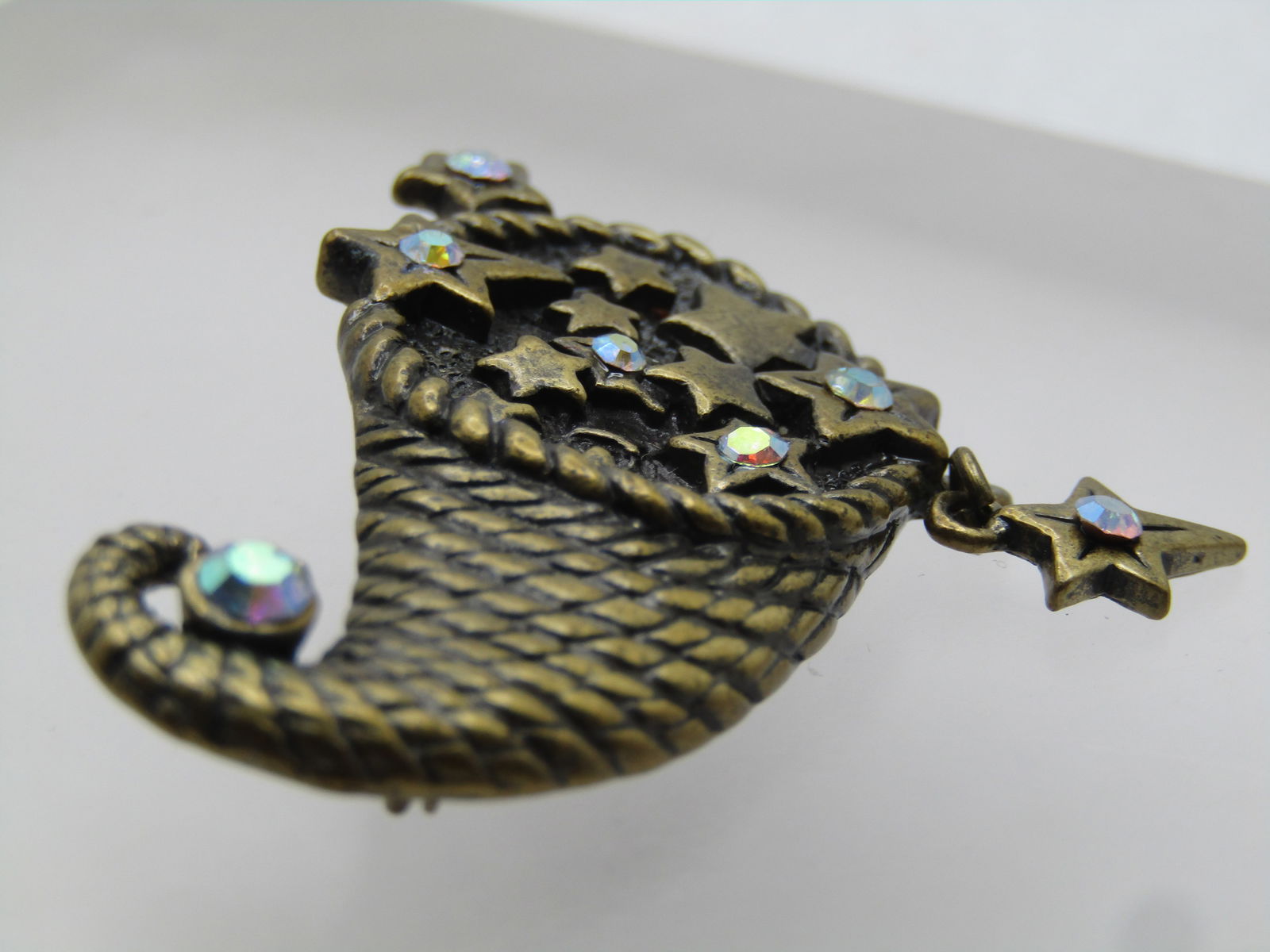 Vintage Cornucopia Brooch Brooch, AB Rhinestone Stars. Dangle, Signed DD. 1980's - 3