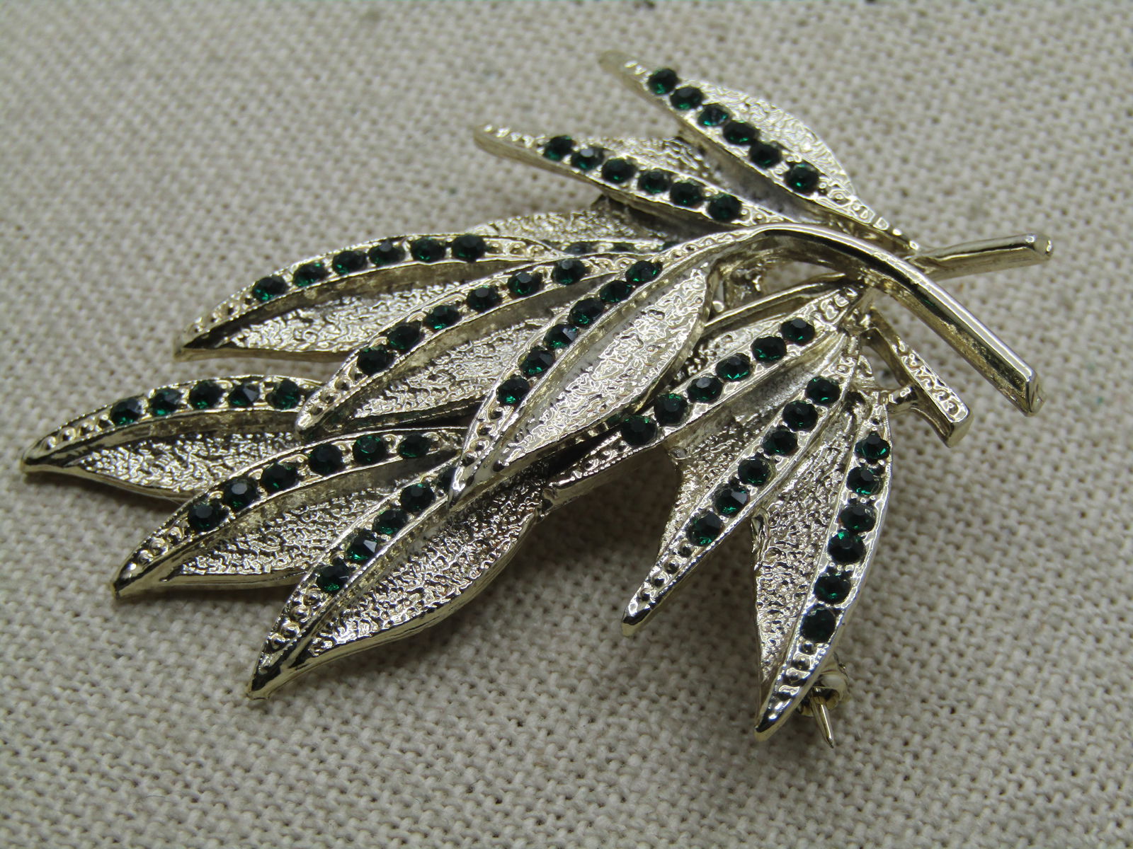 Vintage Green Rhinestone Leaf Stem Brooch, Dodd's, 1960's - 2